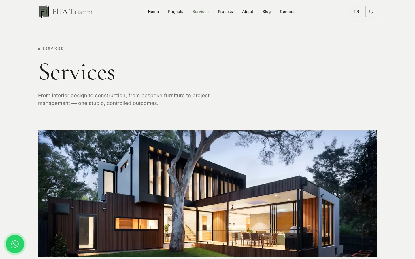 en/services (dark theme) — desktop